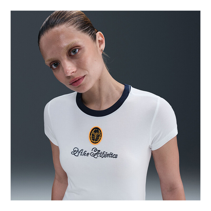 Nike Chll Knit MD Cropped Short Sleeve Top (W) (White)